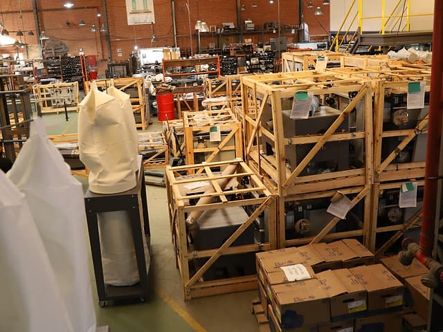 Máquinas Smartmaq embaladas na fábrica, prontas para envio